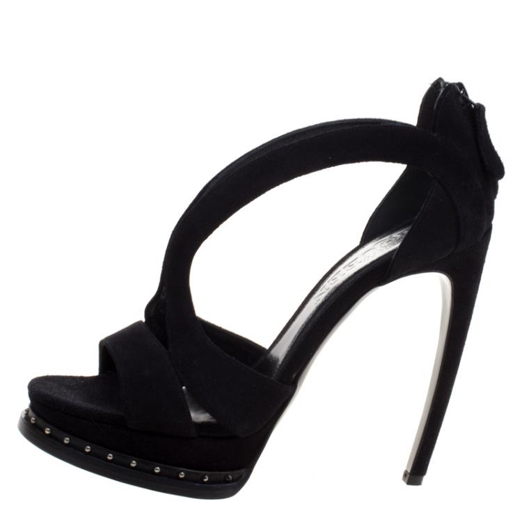 Pre Owned Alexander McQueen Black Suede Armadillo Studded Platform Sandals Size 39.5