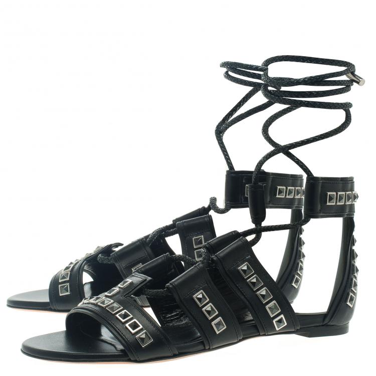 مملوكة مسبقًا Alexander McQueen Black Leather Studded Sandals Size 37