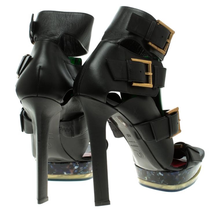 مملوكة مسبقًا Alexander McQueen Black Leather Plexi Plaque Strappy Platform Sandals Size 40