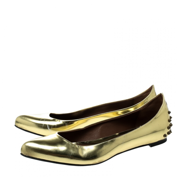 مملوكة مسبقًا Alexander McQueen Metallic Gold Leather Studded Ballet Flats Size 41