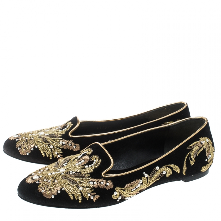 مملوكة مسبقًا Alexander McQueen Black Velvet Embroidered Smoking Slippers Size 38.5