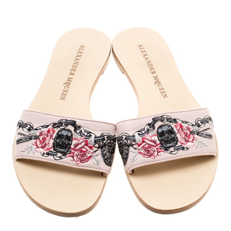 Pre Owned Alexander McQueen Blush Pink Skull Embroidered Leather Poppy Slide Flats Size 37.5