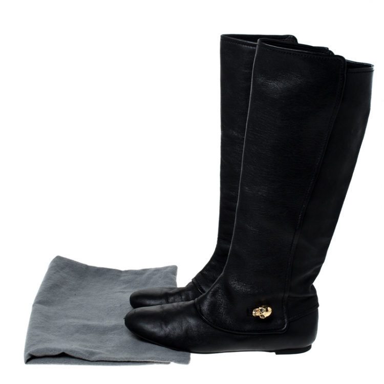 Pre Owned Alexander McQueen Black Leather Skull Charm Knee Length Boots Size 40