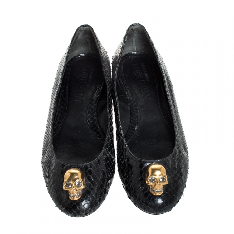 Pre Owned Alexander McQueen Black Python Leather Skull City Ballet Flats Size 39.5