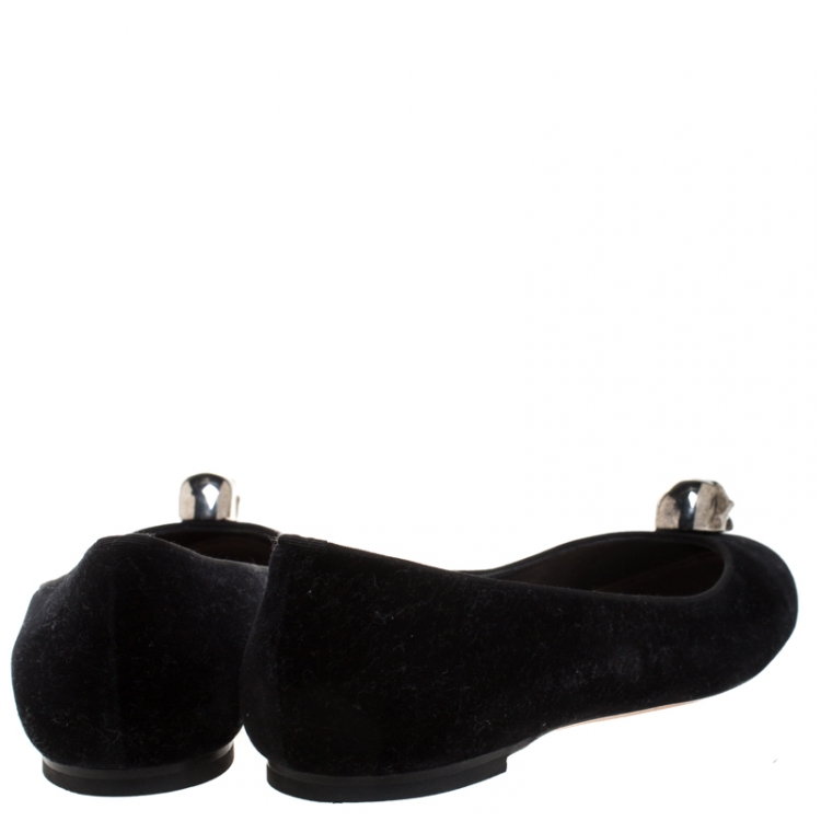Pre Owned Alexander McQueen Black Velvet Skull Ballet Flats Size 40