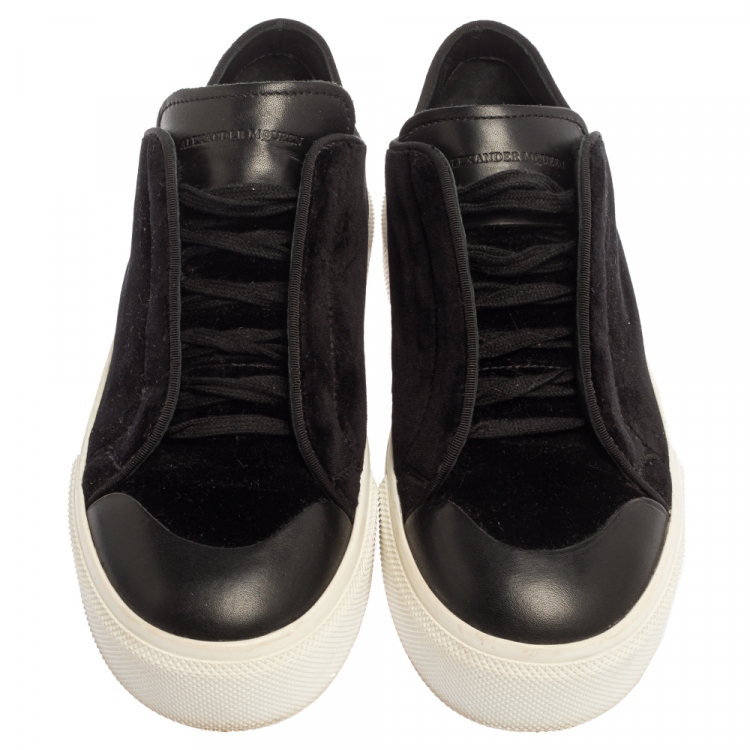 Pre Owned Alexander McQueen Black Velvet and Leather Lace Low Top Sneakers Size 38.5
