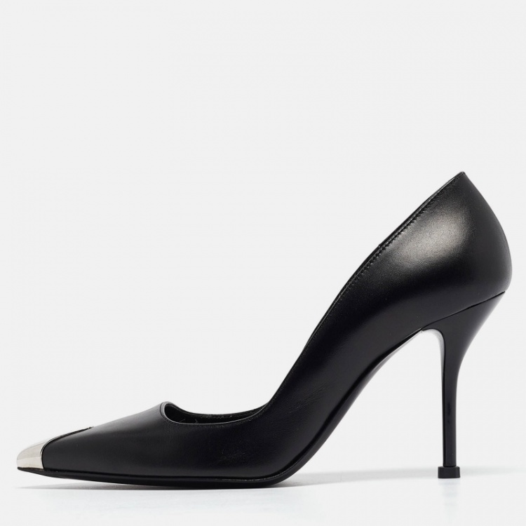 Pre Owned Alexander McQueen Black Leather Punk Pointed Toe Pumps Size 36.5