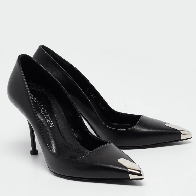 Pre Owned Alexander McQueen Black Leather Punk Pointed Toe Pumps Size 36.5
