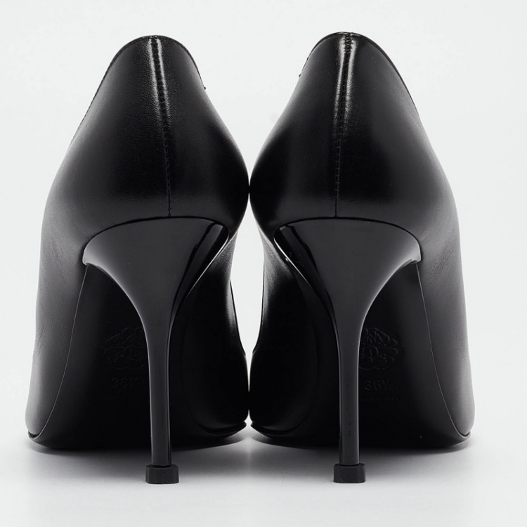 Pre Owned Alexander McQueen Black Leather Punk Pointed Toe Pumps Size 36.5