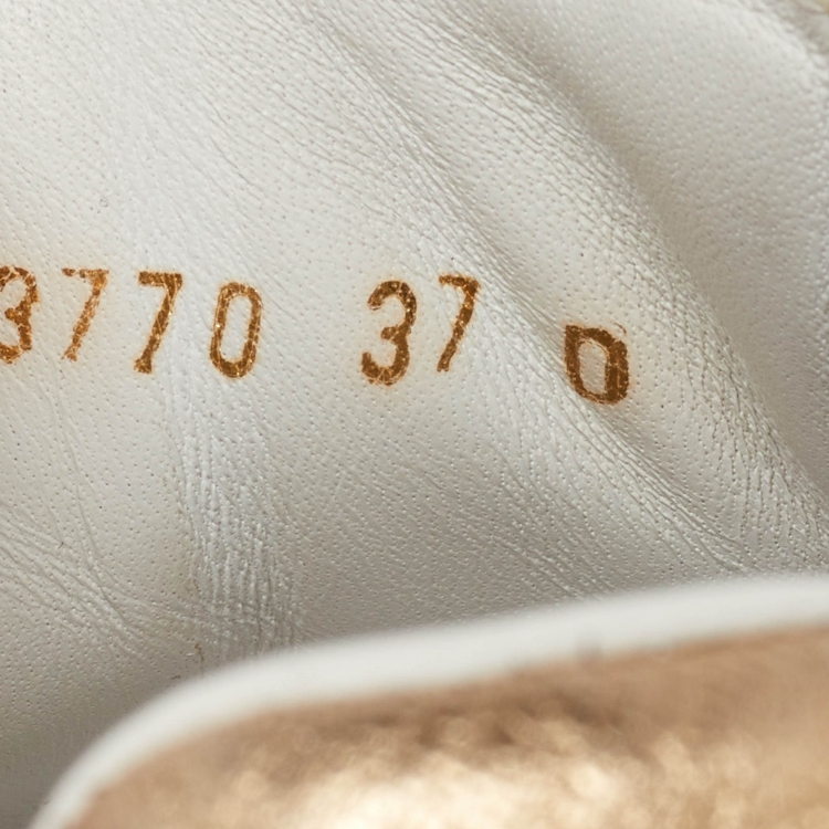مملوكة مسبقًا Alexander McQueen White/Gold Leather Oversized Sneakers Size 37