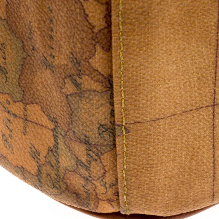 Pre Owned Alviero Martini 1A Classe Geo Classic Print Coated Canvas Shoulder Bag