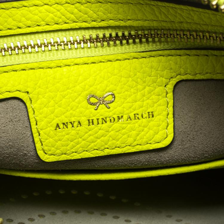 مملوكة مسبقًا Anya Hindmarch Neon Yellow Leather Smiley Zip Top Pouch