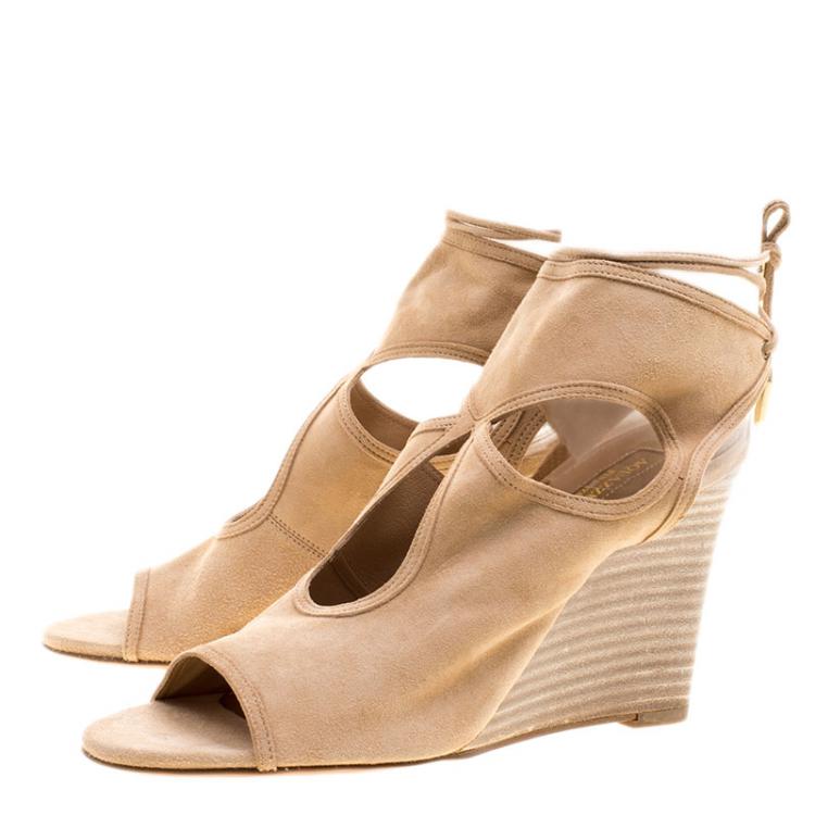 Pre Owned Aquazzura Beige Suede Sexy Thing Cutout Wedge Sandals Size 38.5