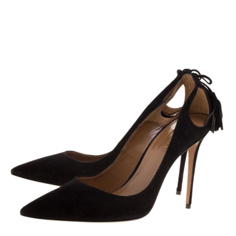 مملوكة مسبقًا Aquazzura Black Suede Forever Marilyn Fringe Bow Pointed Toe Pumps Size 38.5