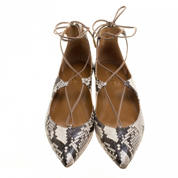 مملوكة مسبقًا Aquazzura Two Tone Snake Embossed Leather Christy Lace Up Pointed Toe Flats Size 38