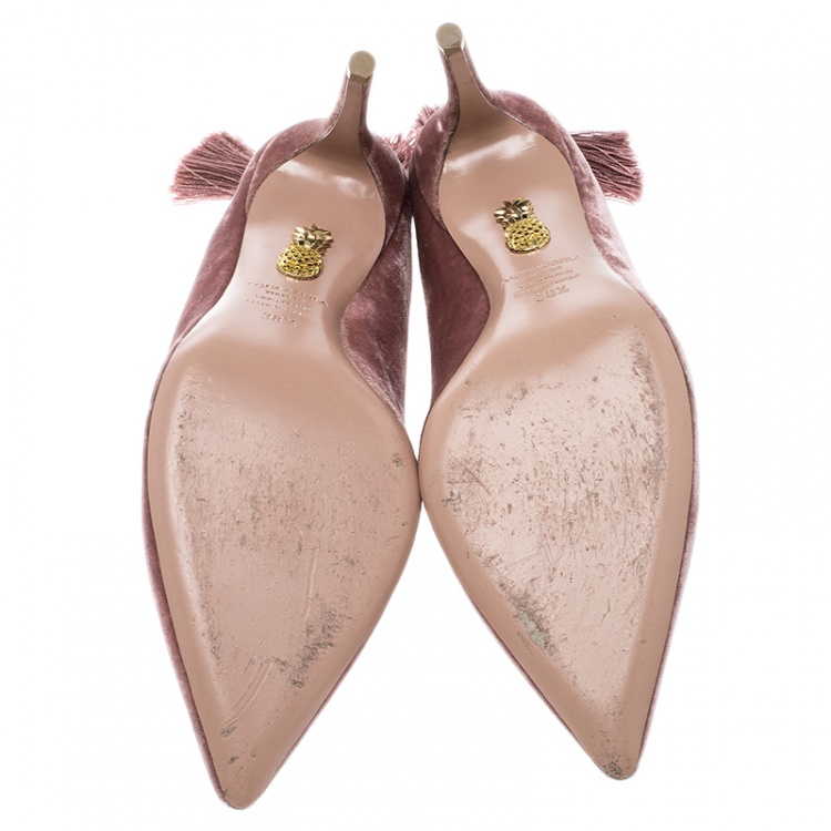 مملوكة مسبقًا Aquazzura Antique Rose Velvet Forever Marilyn Fringe Bow Pointed Toe Pumps Size 38.5