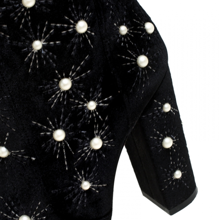 مملوكة مسبقًا Aquazzura Black Velvet Pearl Studded Over The Knee Length Boots Size 38