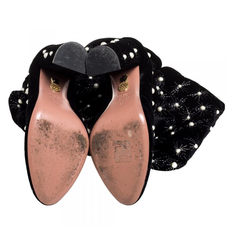 مملوكة مسبقًا Aquazzura Black Velvet Pearl Studded Over The Knee Length Boots Size 38