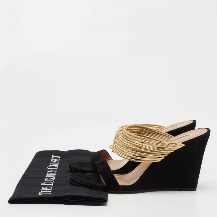 مملوكة مسبقًا Aquazzura Black/Gold Suede and Leather Rendez Vous Wedge Sandals Size 38