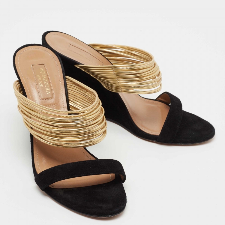 مملوكة مسبقًا Aquazzura Black/Gold Suede and Leather Rendez Vous Wedge Sandals Size 38