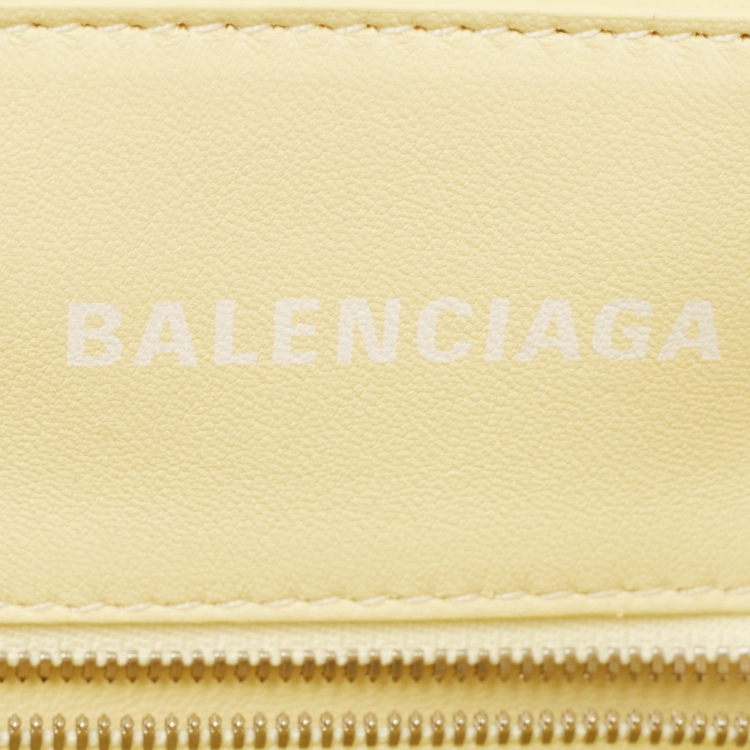 Pre Owned Balenciaga Cream Woven Faux Leather XS Bistro Basket Bag