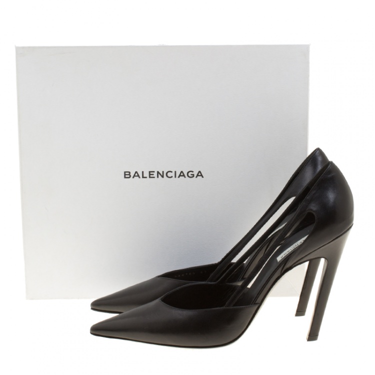 Pre Owned Balenciaga Black Leather Pointed Toe Cut Out Pumps Size 41