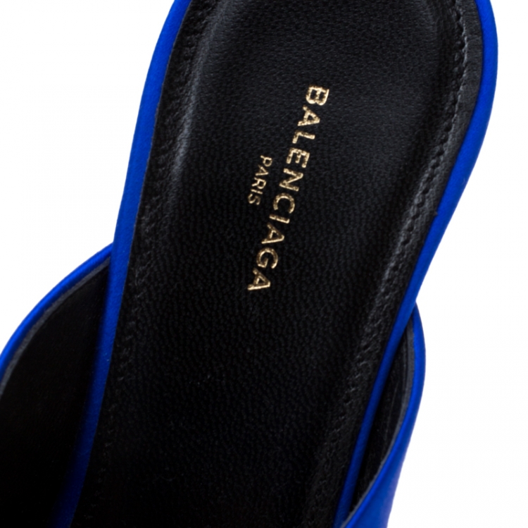 Pre Owned Balenciaga Blue Satin Bow Pointed Toe Mules Size 39