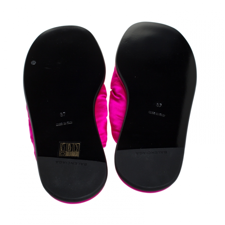 Pre Owned Balenciaga Fuchsia Satin Bow Slide Flat Size 37