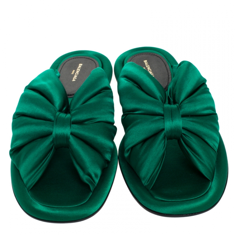 Pre Owned Balenciaga Green Satin Bow Slide Flats Size 37