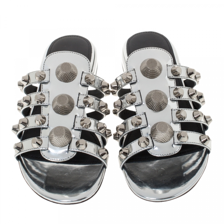 Pre Owned Balenciaga Metallic Silver Leather Arena Giant Studded Flat Slides Size 36