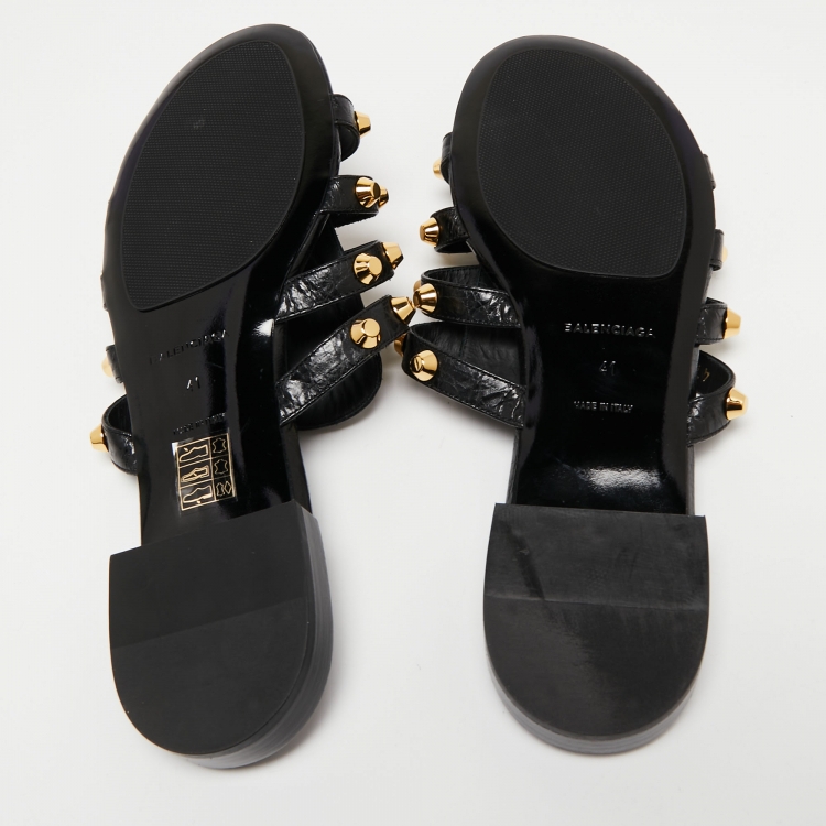 Pre Owned Balenciaga Black Leather Arena Studded Flat Sandals Size 41