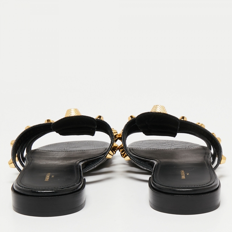 Pre Owned Balenciaga Black Leather Arena Studded Flat Sandals Size 41