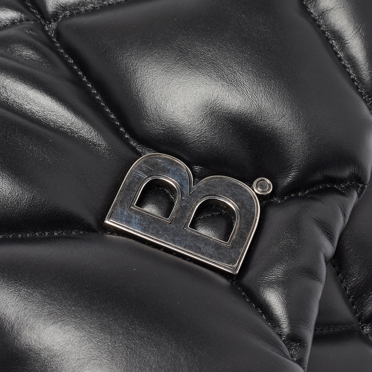 Pre Owned Balenciaga Black Quilted Leather Touch Puffy Clutch 