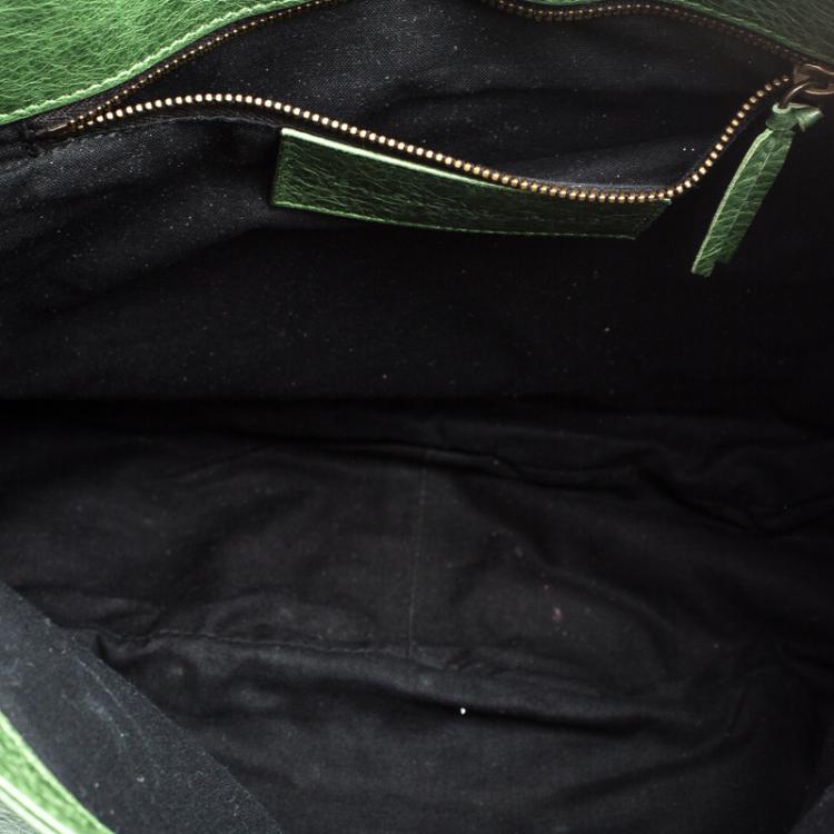 Pre Owned Balenciaga Vert Gazon Leather Classic Arena Folk Messenger Bag