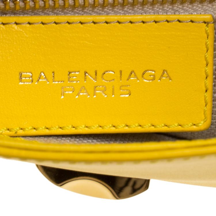 Pre Owned Balenciaga Curry Leather Padlock Clutch