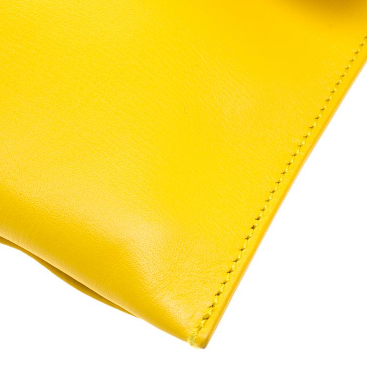 Pre Owned Balenciaga Curry Leather Padlock Clutch