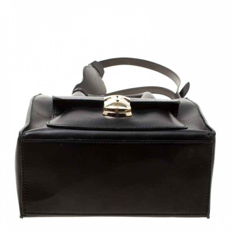 Pre Owned Balenciaga Black Leather Top Handle Bag