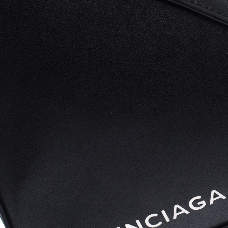 Pre Owned Balenciaga Black Leather Printed Triangle Pouch
