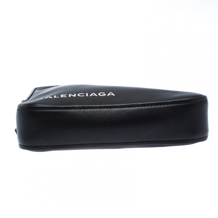 Pre Owned Balenciaga Black Leather Printed Triangle Pouch
