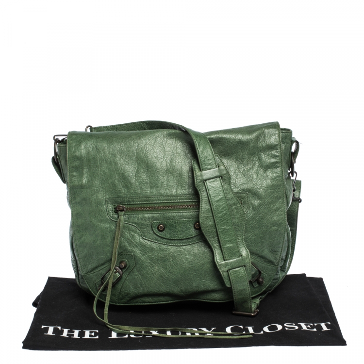 Pre Owned Balenciaga Vert Poker Lambskin Leather Folk Messenger Bag