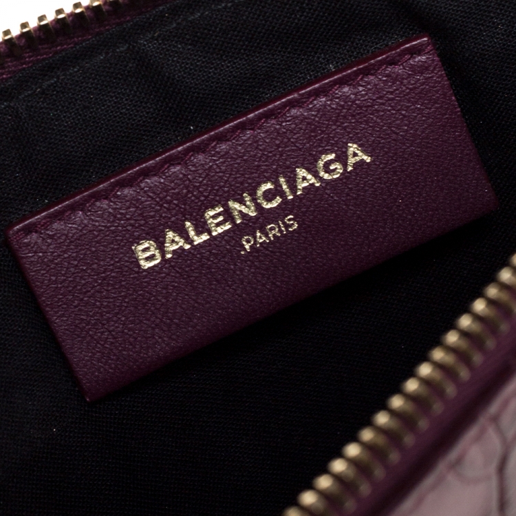 Pre Owned Balenciaga Bordeaux Croc Embossed Leather Zipper Clutch