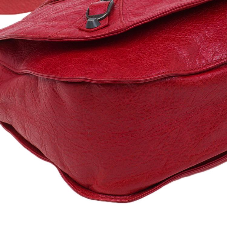 Pre Owned Balenciaga Red Lambskin Leather Folk Messenger Bag