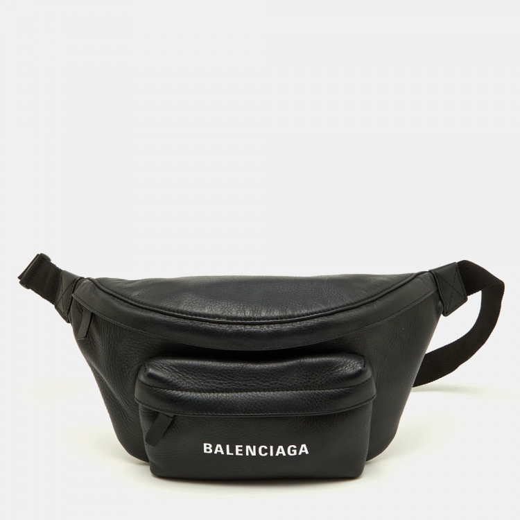 Pre Owned Balenciaga Black Leather Everyday Belt Bag
