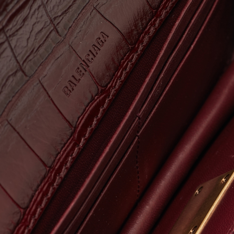 Pre Owned Balenciaga Burgundy Croc Embossed Leather Gossip Wallet On Chain
