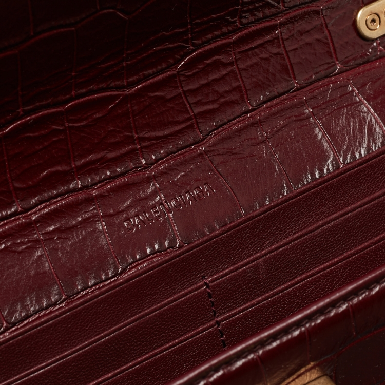 Pre Owned Balenciaga Burgundy Croc Embossed Leather Gossip Wallet On Chain