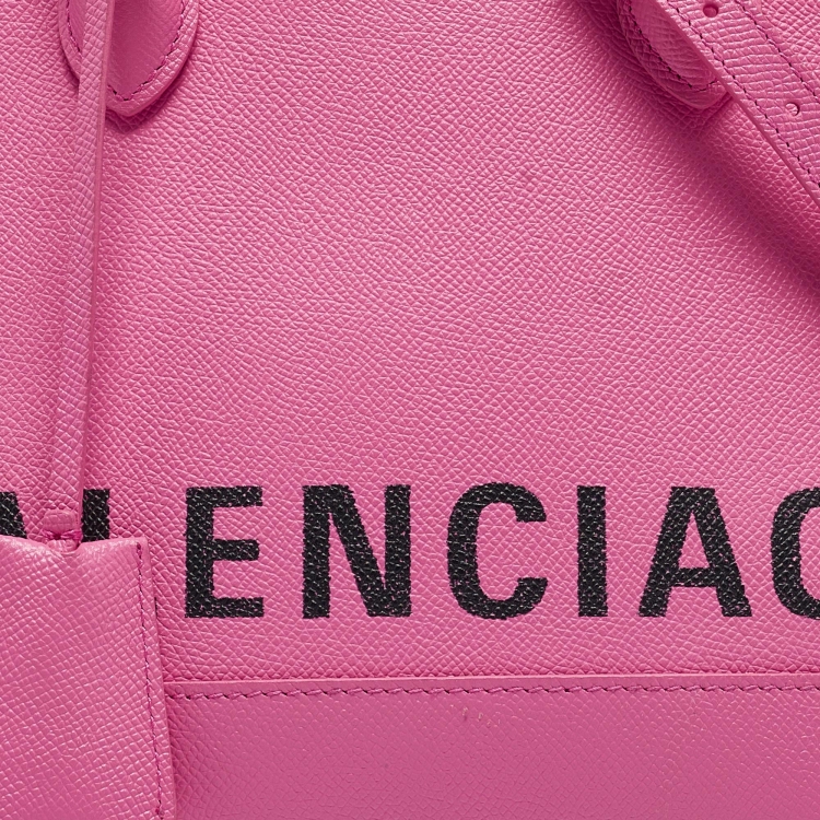 مملوكة مسبقًا Balenciaga Pink Leather Small Ville Satchel