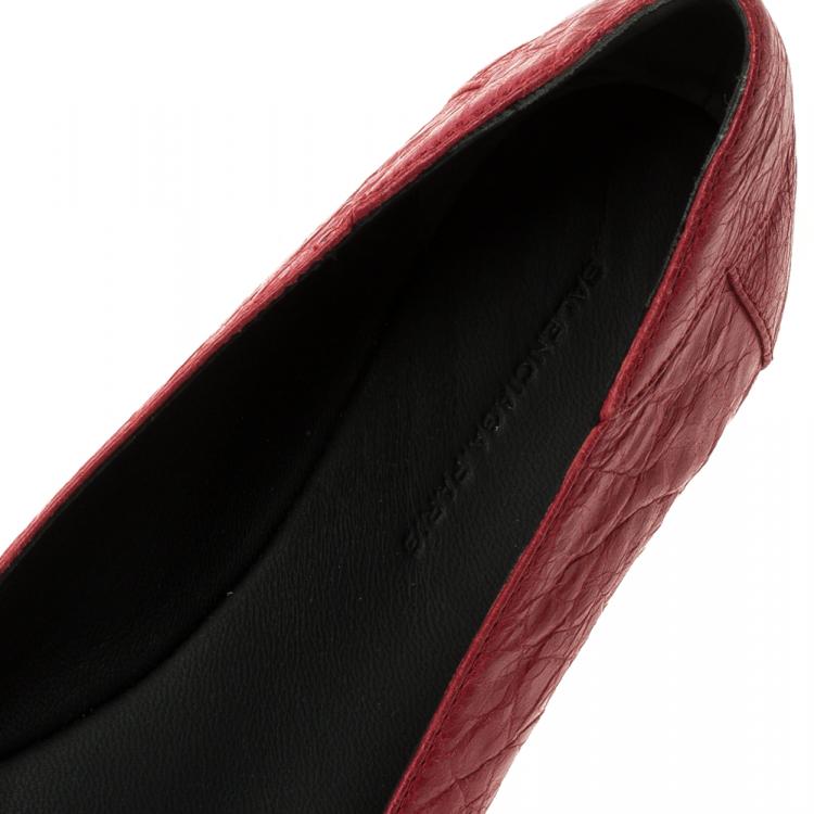 Pre Owned Balenciaga Red Distressed Leather Stud Ballet Flats Size 38
