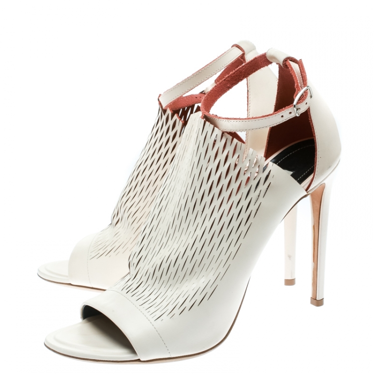 Pre Owned Balenciaga Blush Pink Laser Cut Leather Glove Sandals Size 41
