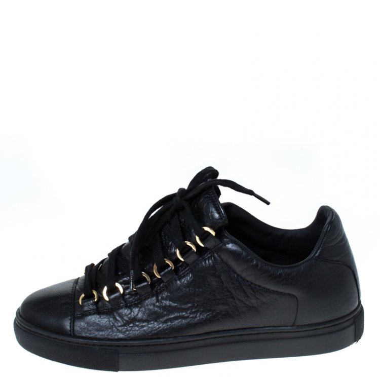 Hvad angår folk fortryde Hav Balenciaga Black Crinkled Leather Arena Low Cut Sneakers Size 37 Balenciaga  | TLC