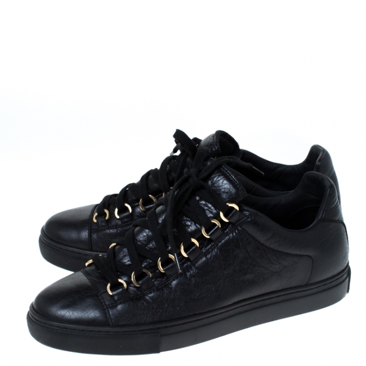 Pre Owned Balenciaga Black Crinkled Leather Arena Low Cut Sneakers Size 37